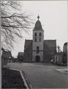 De Sint-Martinuskerk van Hombeek, [Tweede helft twintigste eeuw]. © Stadsarchief Mechelen - beeldbankmechelen.be